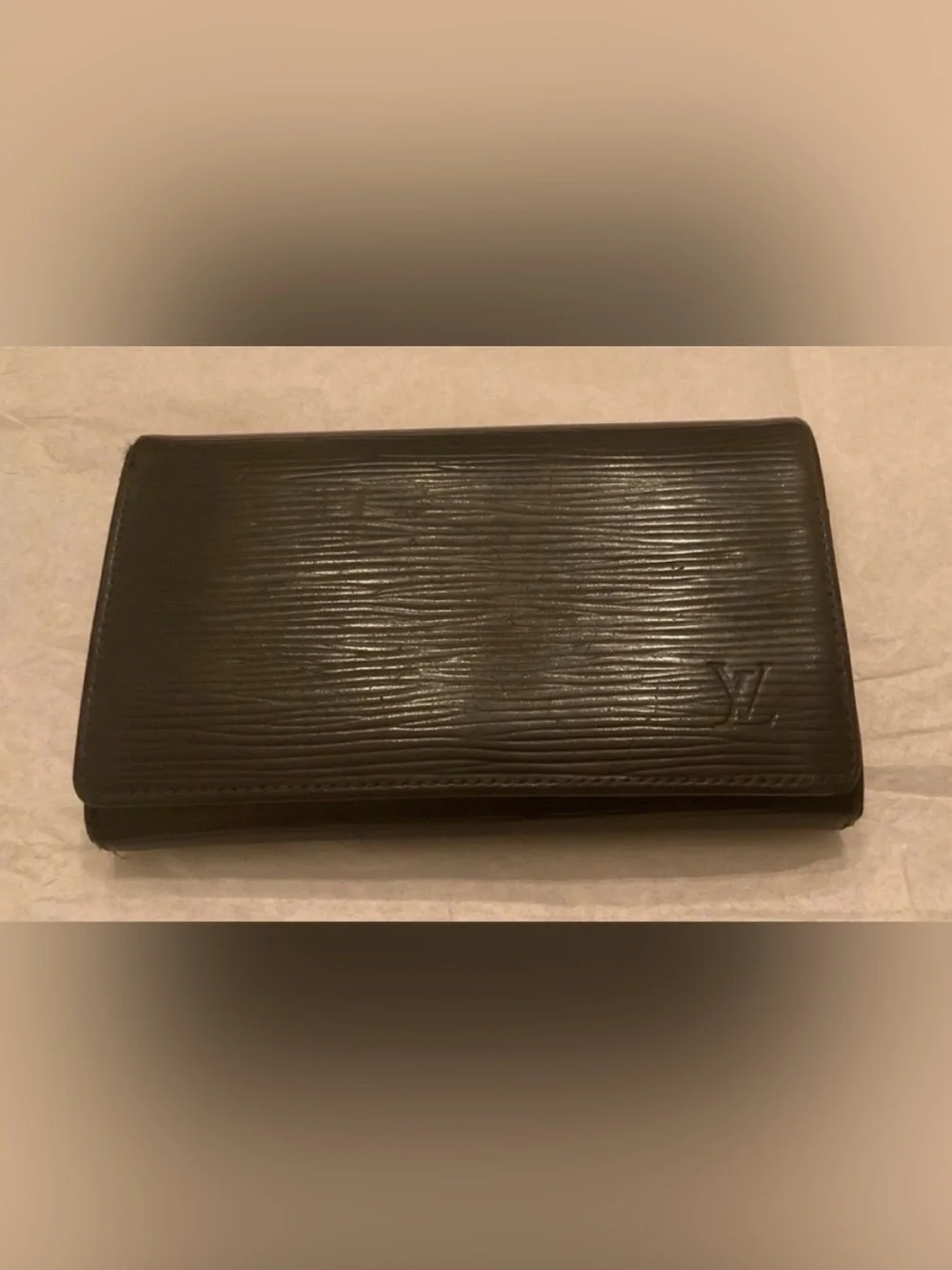 LOUIS VUITTON Alexandra Wallet Black Epi Leather Authenticated 2012 France